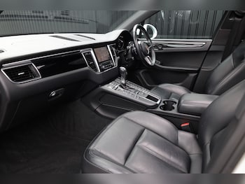 Used Porsche Macan 2016 for sale - 78844900: Photo