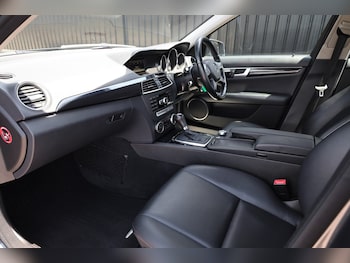 Used Mercedes-Benz C Class 2012 for sale - 79066640: Photo