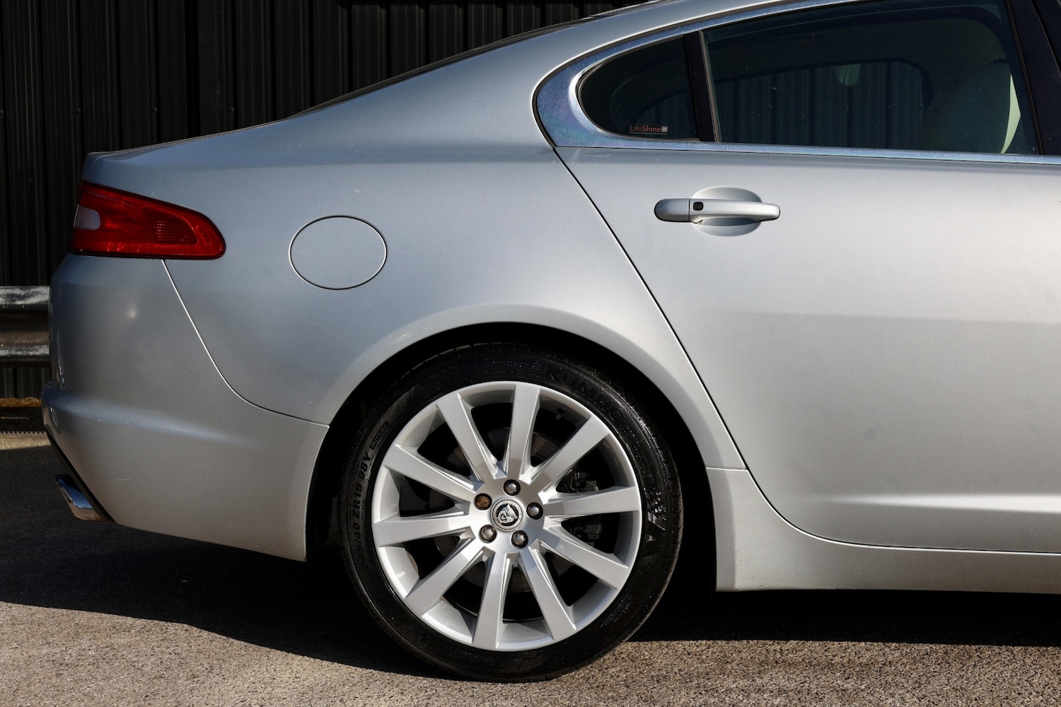 Used Jaguar XF 2010 for sale - 78090269: Photo 15