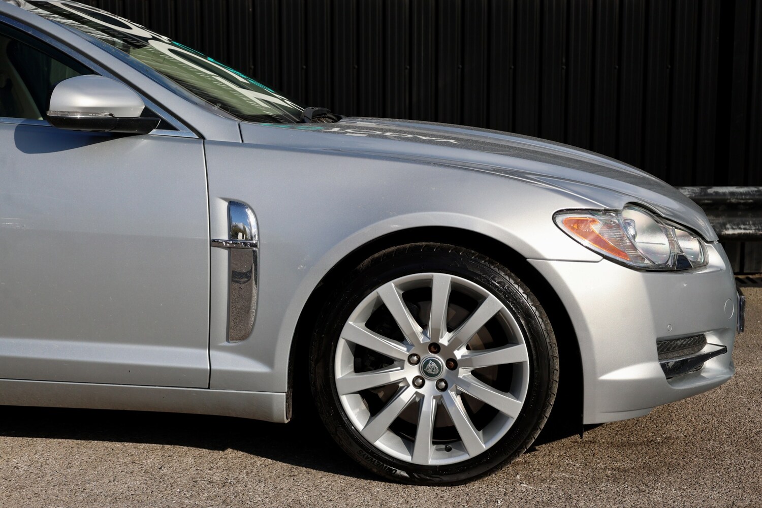 Used Jaguar XF 2010 for sale - 78090269: Photo 16