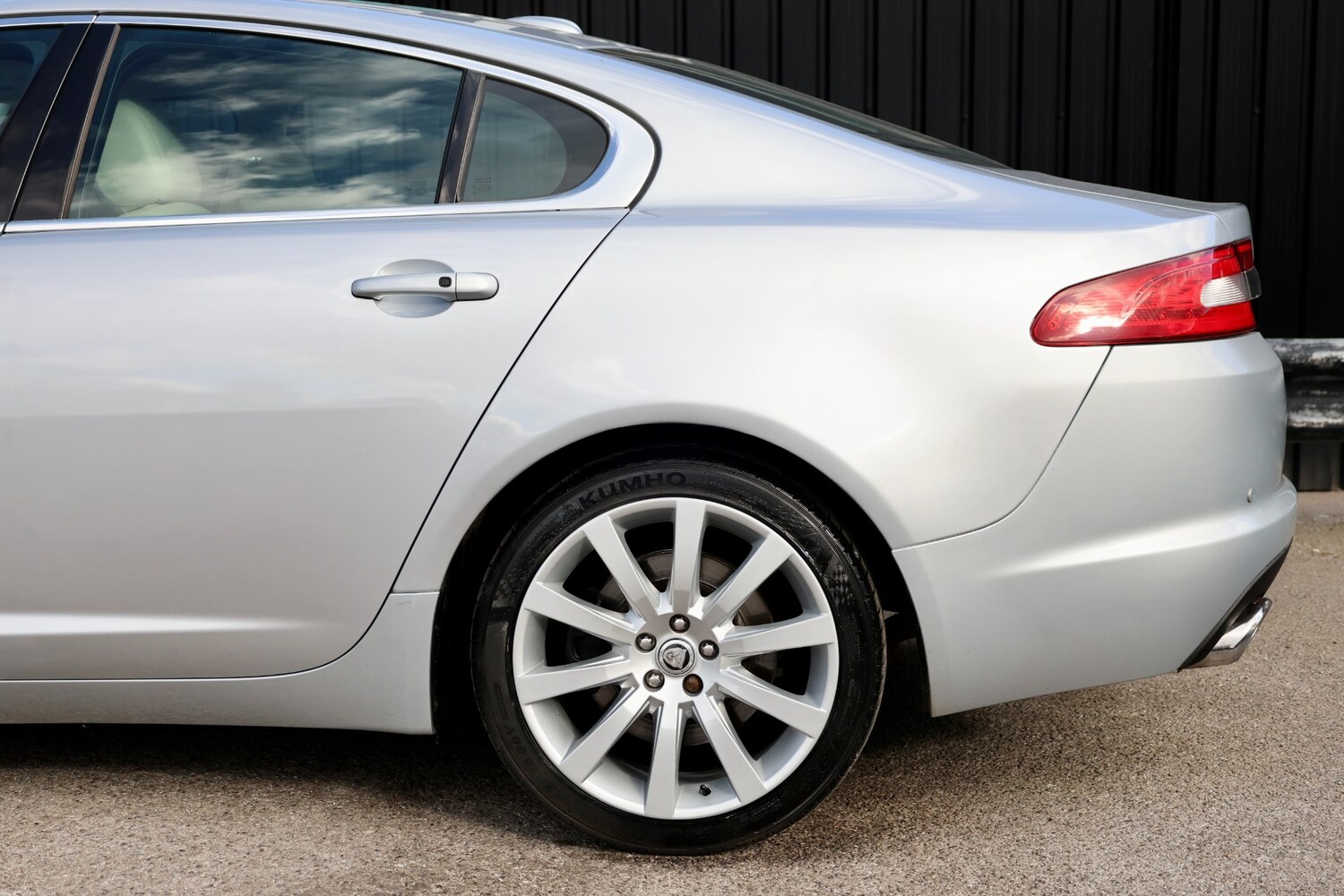Used Jaguar XF 2010 for sale - 78090269: Photo 34
