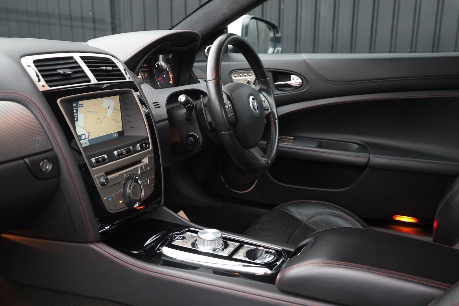 Used Jaguar XK 2010 for sale - 77257582: Photo 11