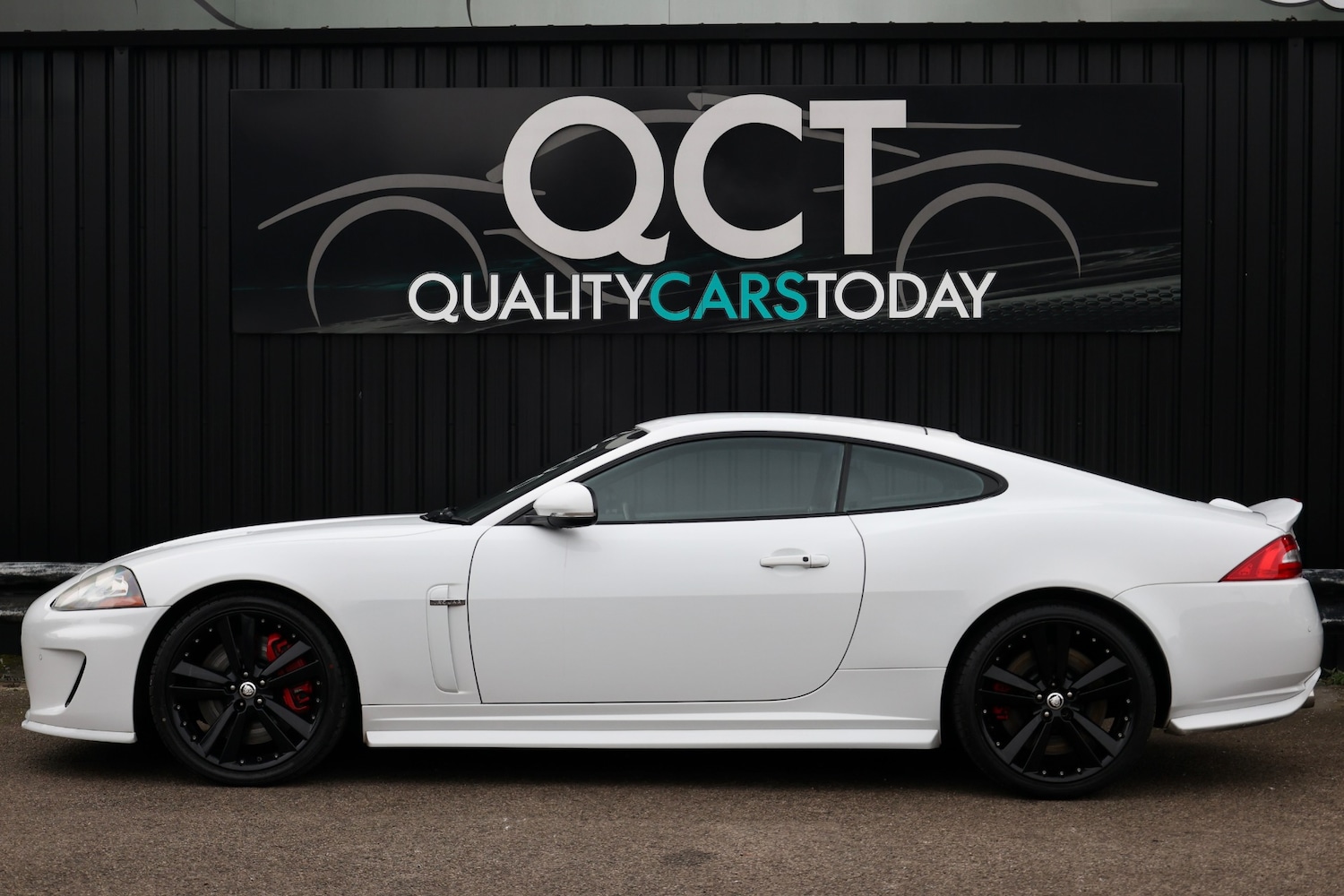 Used Jaguar XK 2010 for sale - 77257582: Photo 2