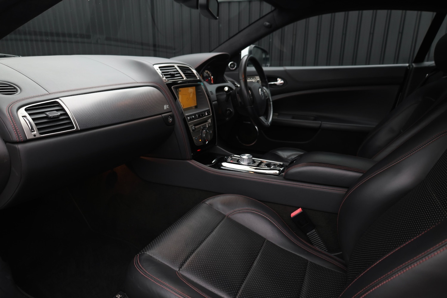 Used Jaguar XK 2010 for sale - 77257582: Photo 3