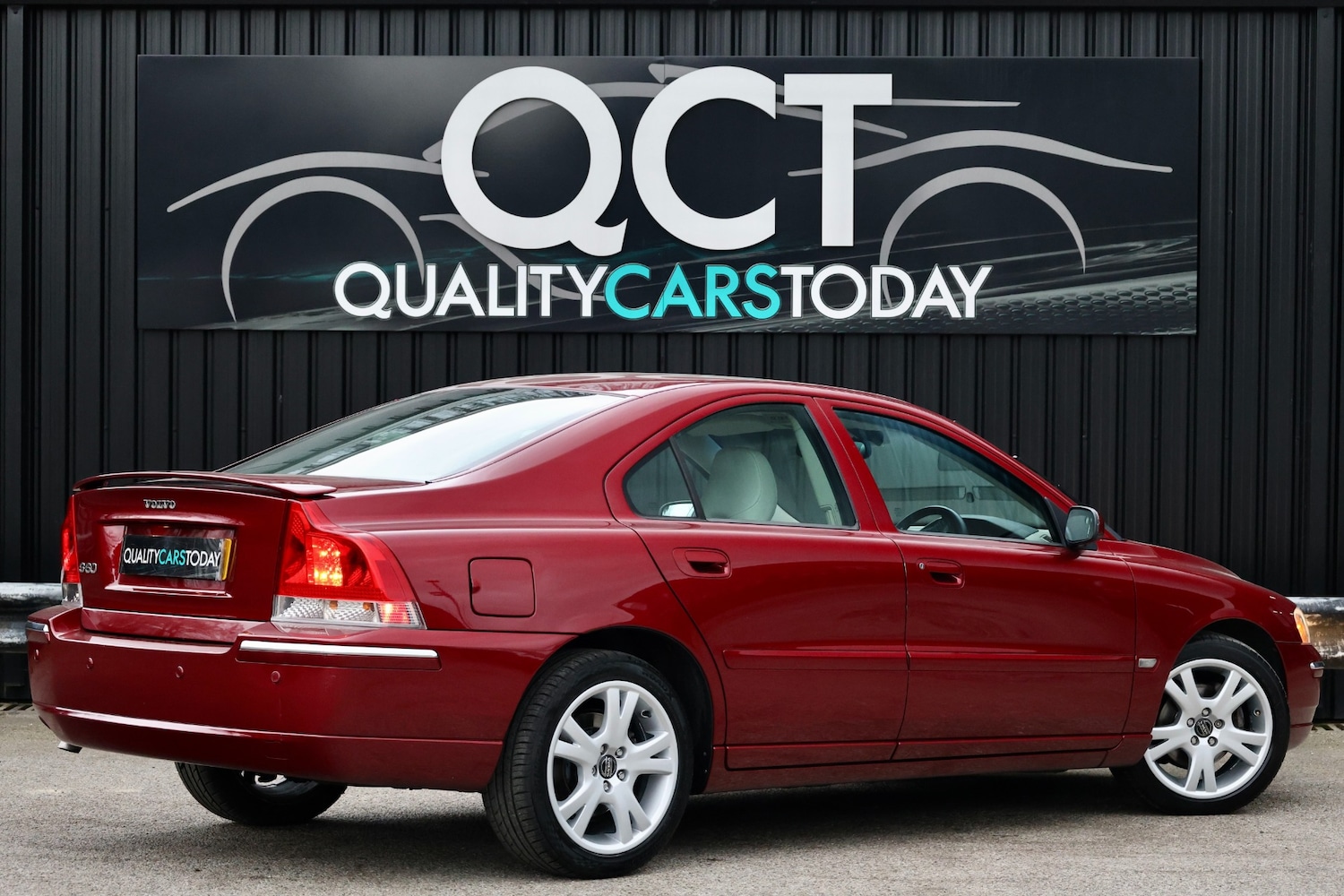 Used Volvo S60 2005 for sale - 78010847: Photo 11