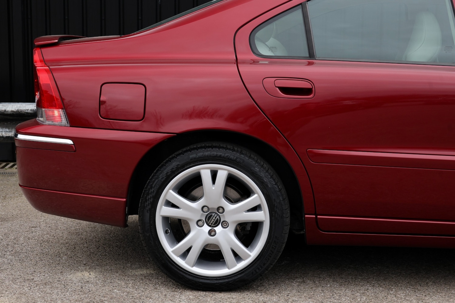 Used Volvo S60 2005 for sale - 78010847: Photo 14