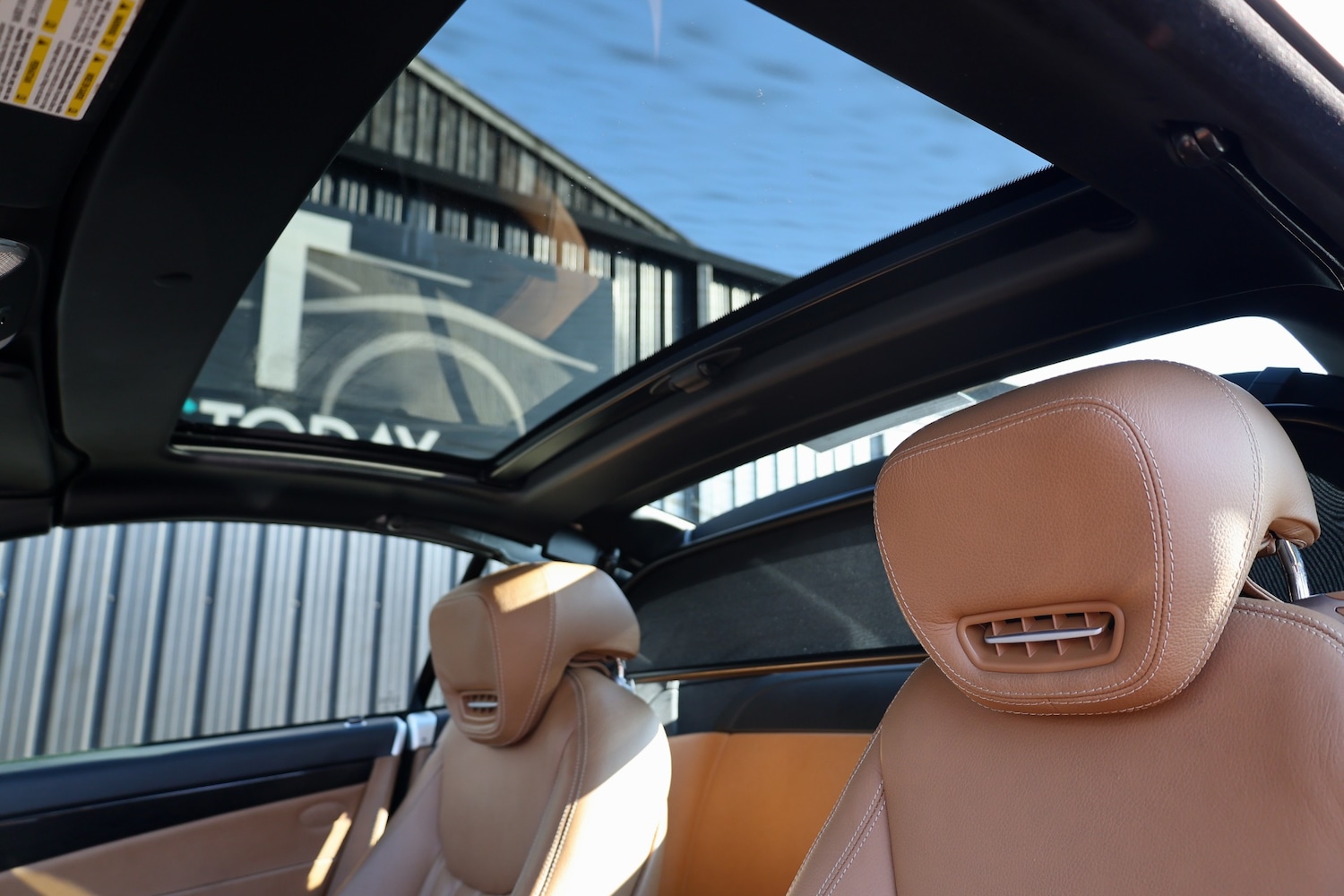 Used Mercedes-Benz SL 2011 for sale - 77749746: Photo 11