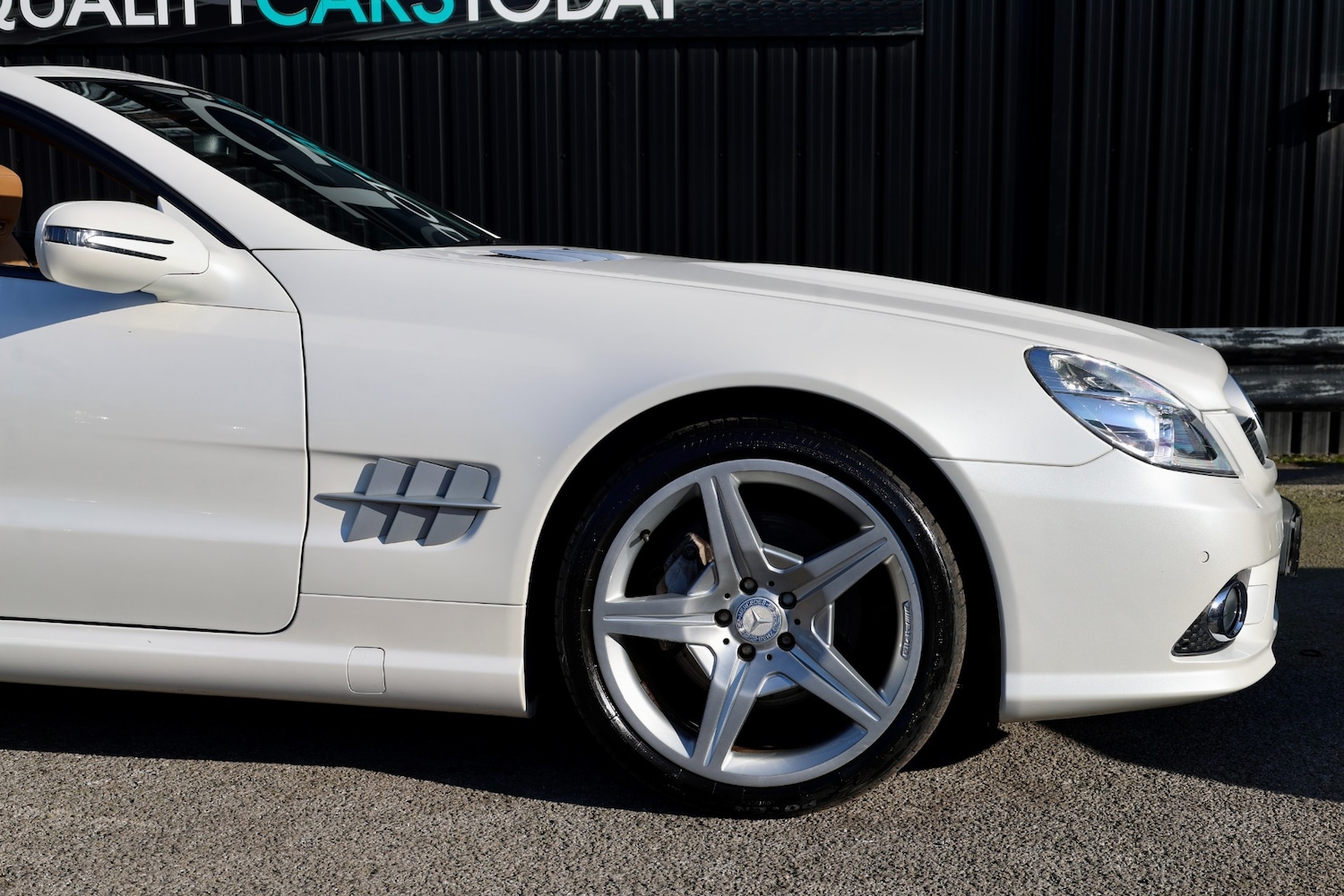 Used Mercedes-Benz SL 2011 for sale - 77749746: Photo 17