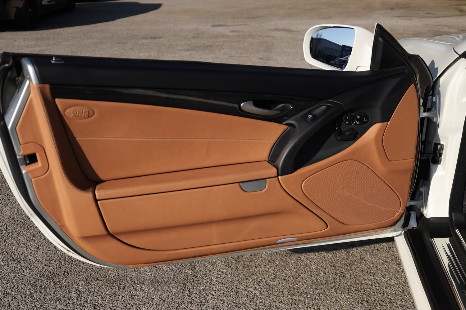 Used Mercedes-Benz SL 2011 for sale - 77749746: Photo 33