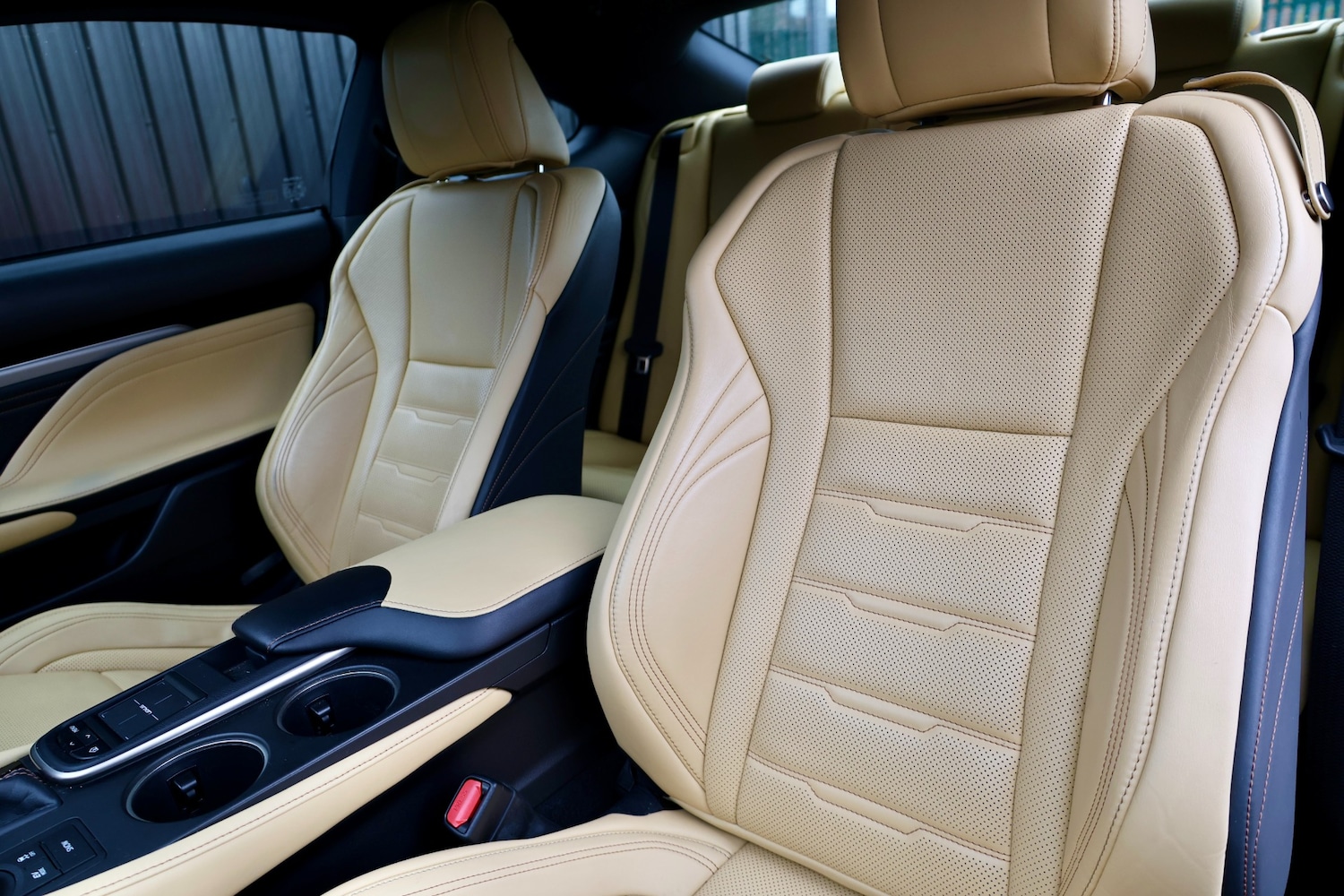 Used Lexus RC 2016 for sale - 77000365: Photo 10