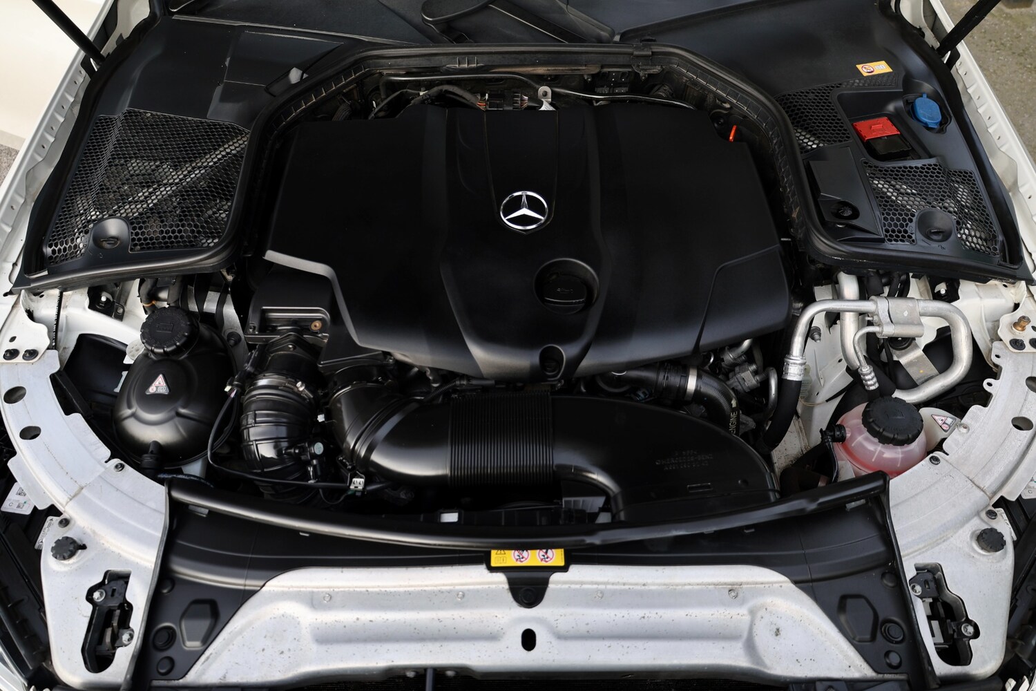 Used Mercedes-Benz C Class 2016 for sale - 77589302: Photo 22