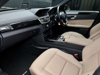 Used Mercedes-Benz E-Class 2010 for sale - 75063042: Photo