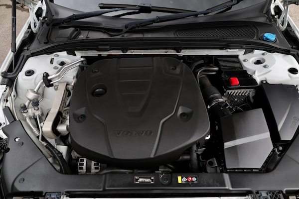 Used Volvo V60 2018 for sale - 75348234: Photo 42