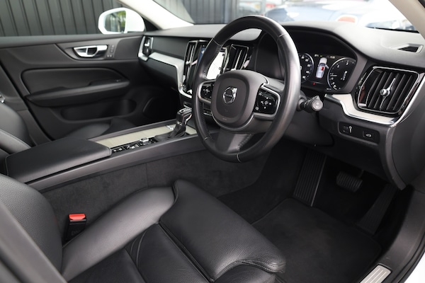 Used Volvo V60 2018 for sale - 75348234: Photo 7