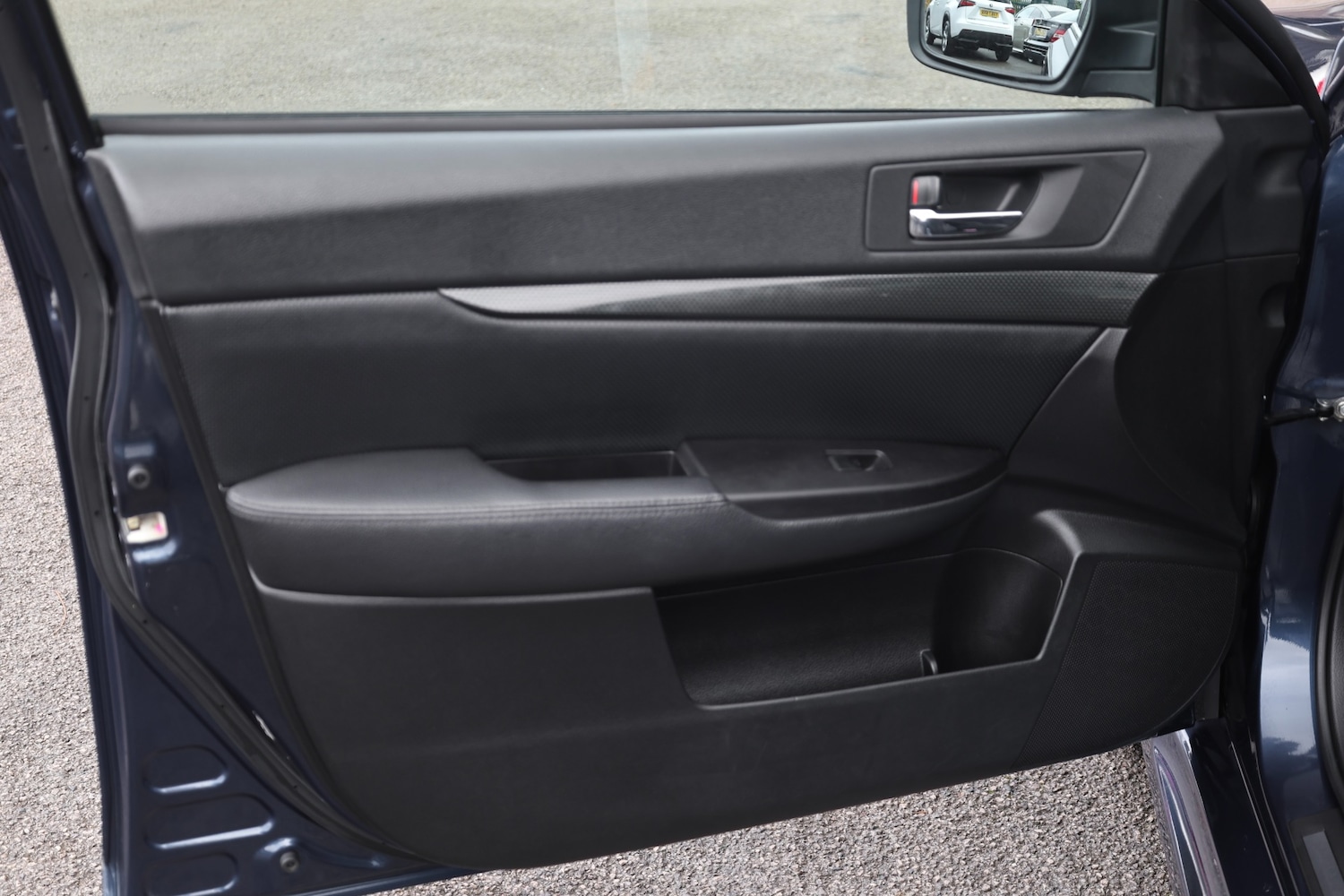 Used Subaru Legacy 2009 for sale - 76427845: Photo 42