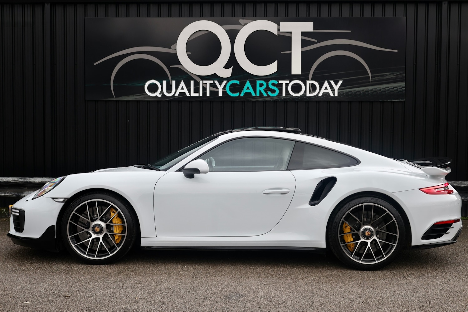 Used Porsche 911 2016 for sale - 77540898: Photo 2
