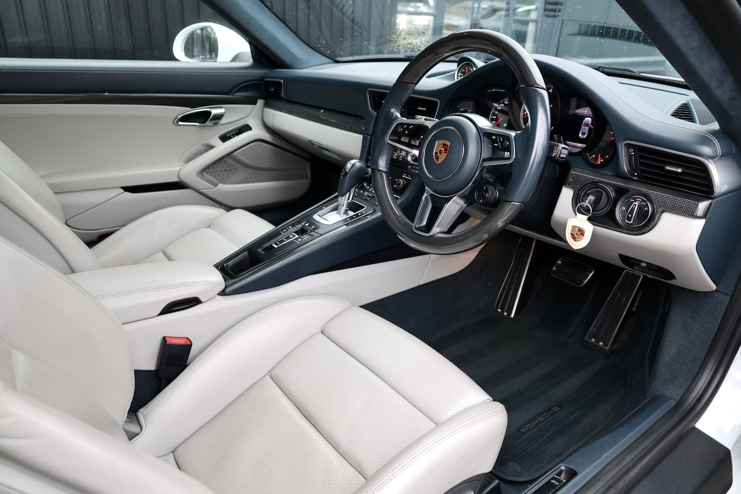 Used Porsche 911 2016 for sale - 77540898: Photo 7