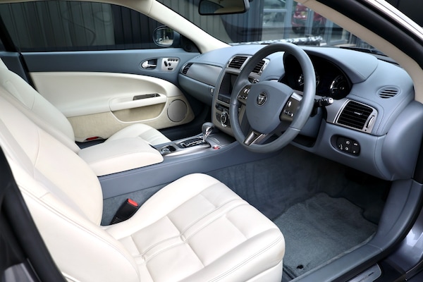Used Jaguar XK 2006 for sale - 75034443: Photo 9