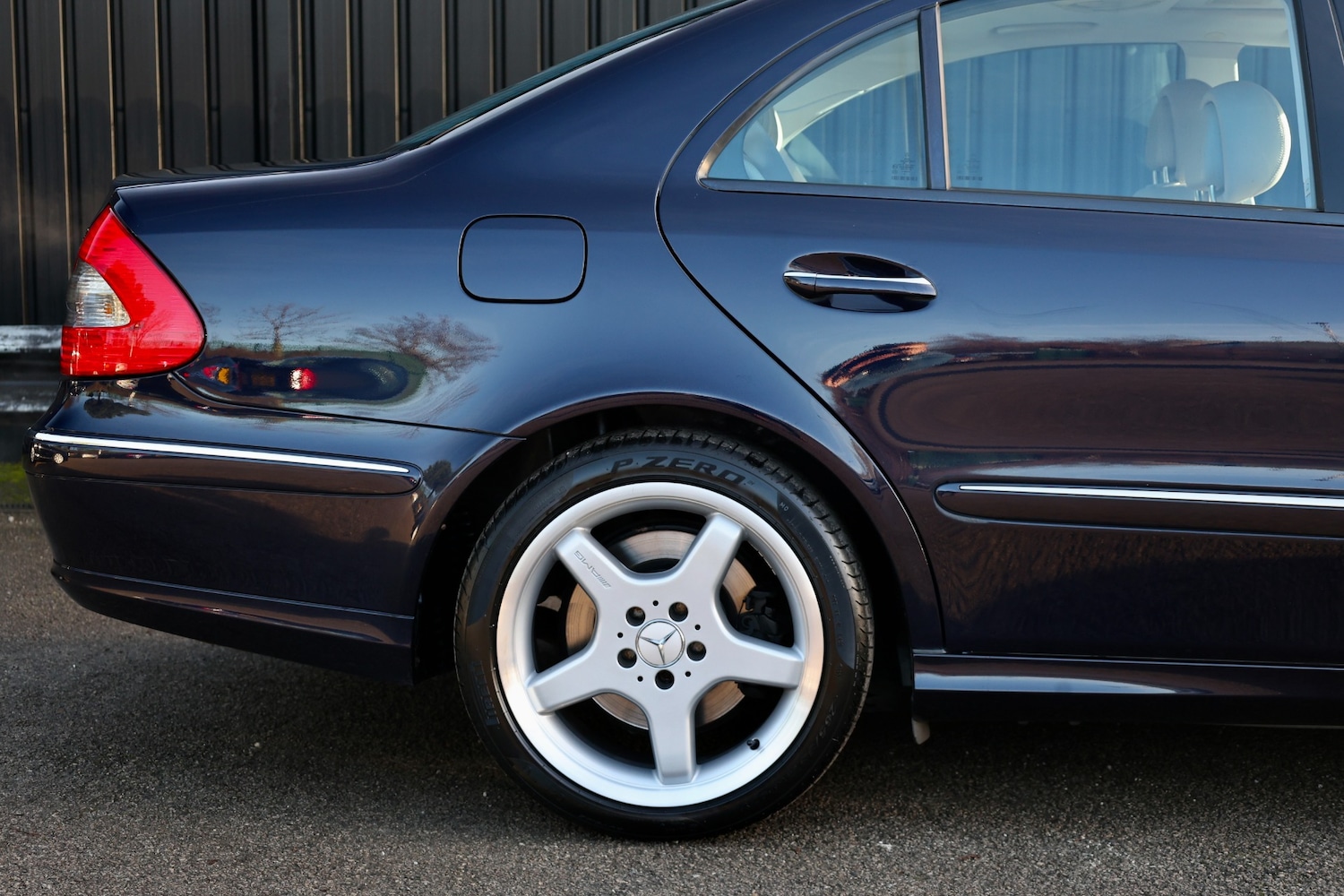 Used Mercedes-Benz E Class 2007 for sale - 76950920: Photo 16