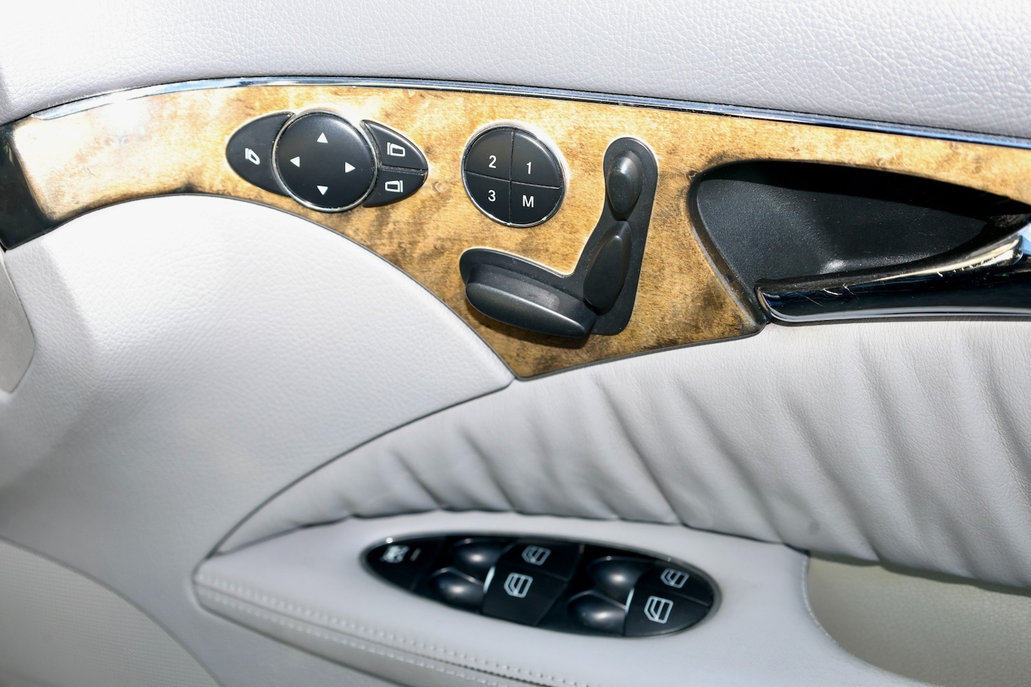 Used Mercedes-Benz E Class 2007 for sale - 76950920: Photo 20