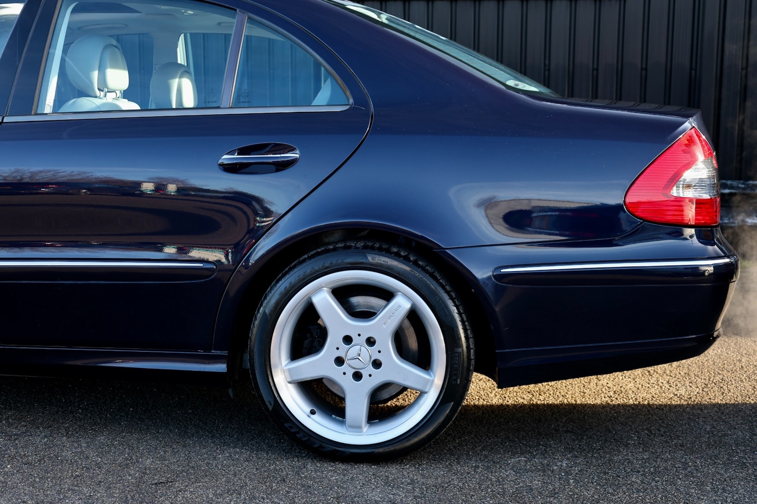 Used Mercedes-Benz E Class 2007 for sale - 76950920: Photo 23