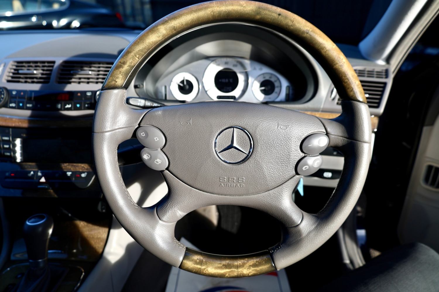 Used Mercedes-Benz E Class 2007 for sale - 76950920: Photo 36