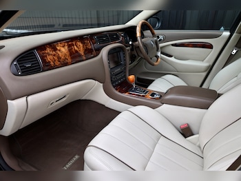 Used Jaguar S-Type 2007 for sale - 78233451: Photo