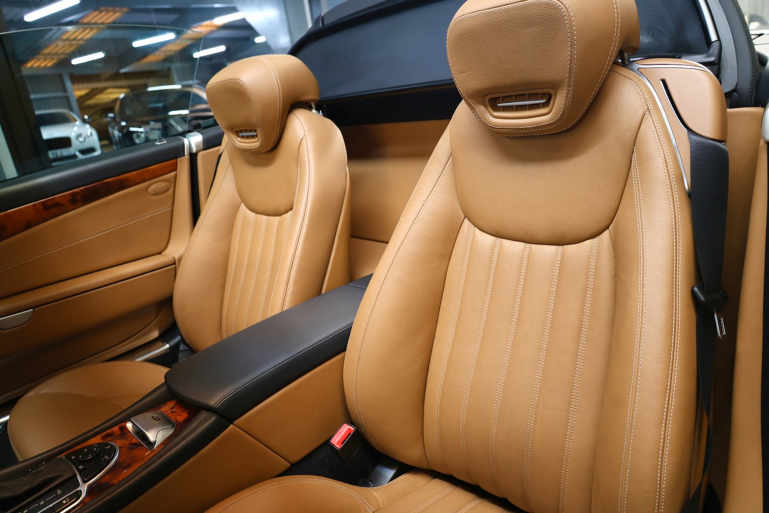 Used Mercedes-Benz SL 2010 for sale - 77245014: Photo 9