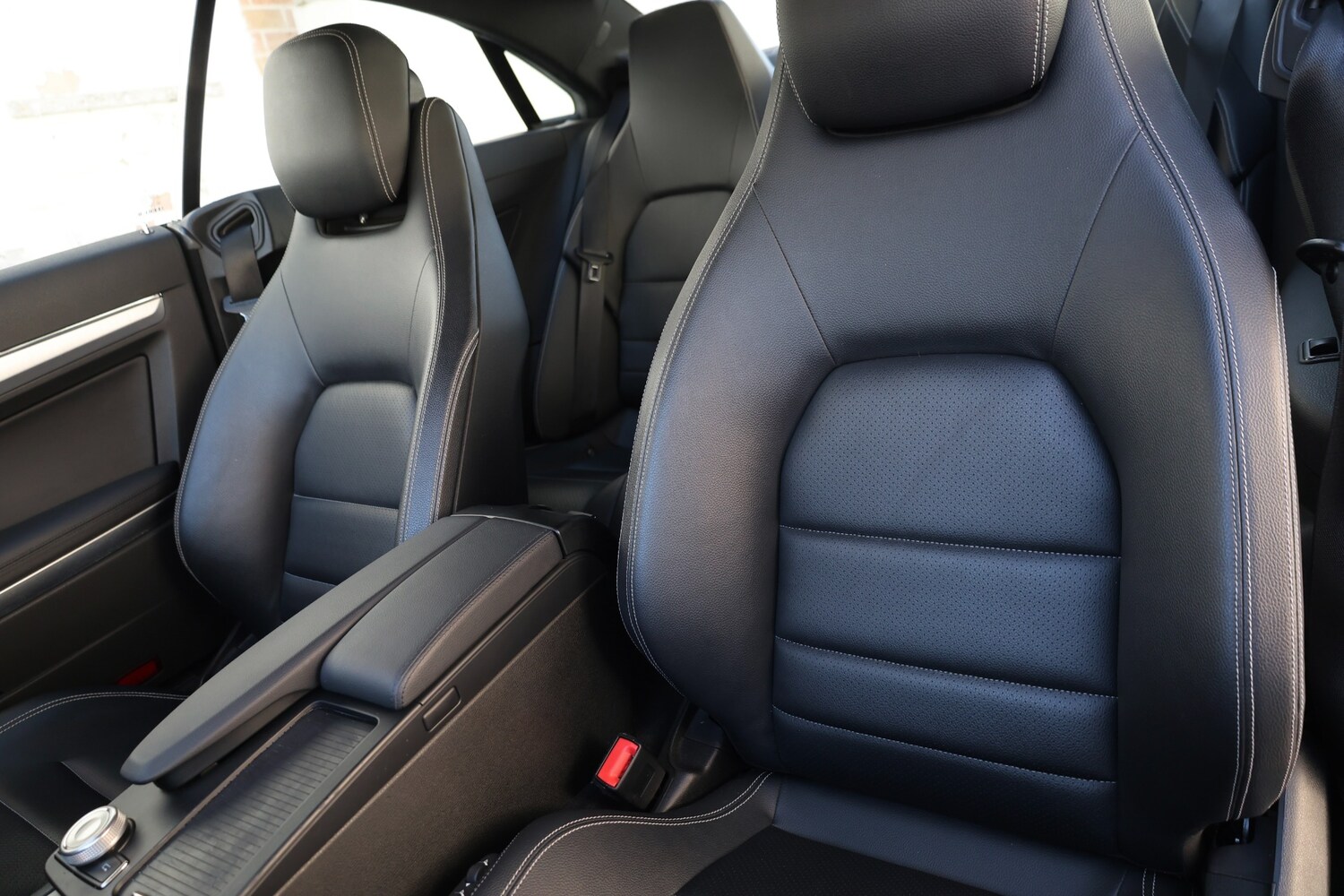 Used Mercedes-Benz E Class 2009 for sale - 77943590: Photo 11