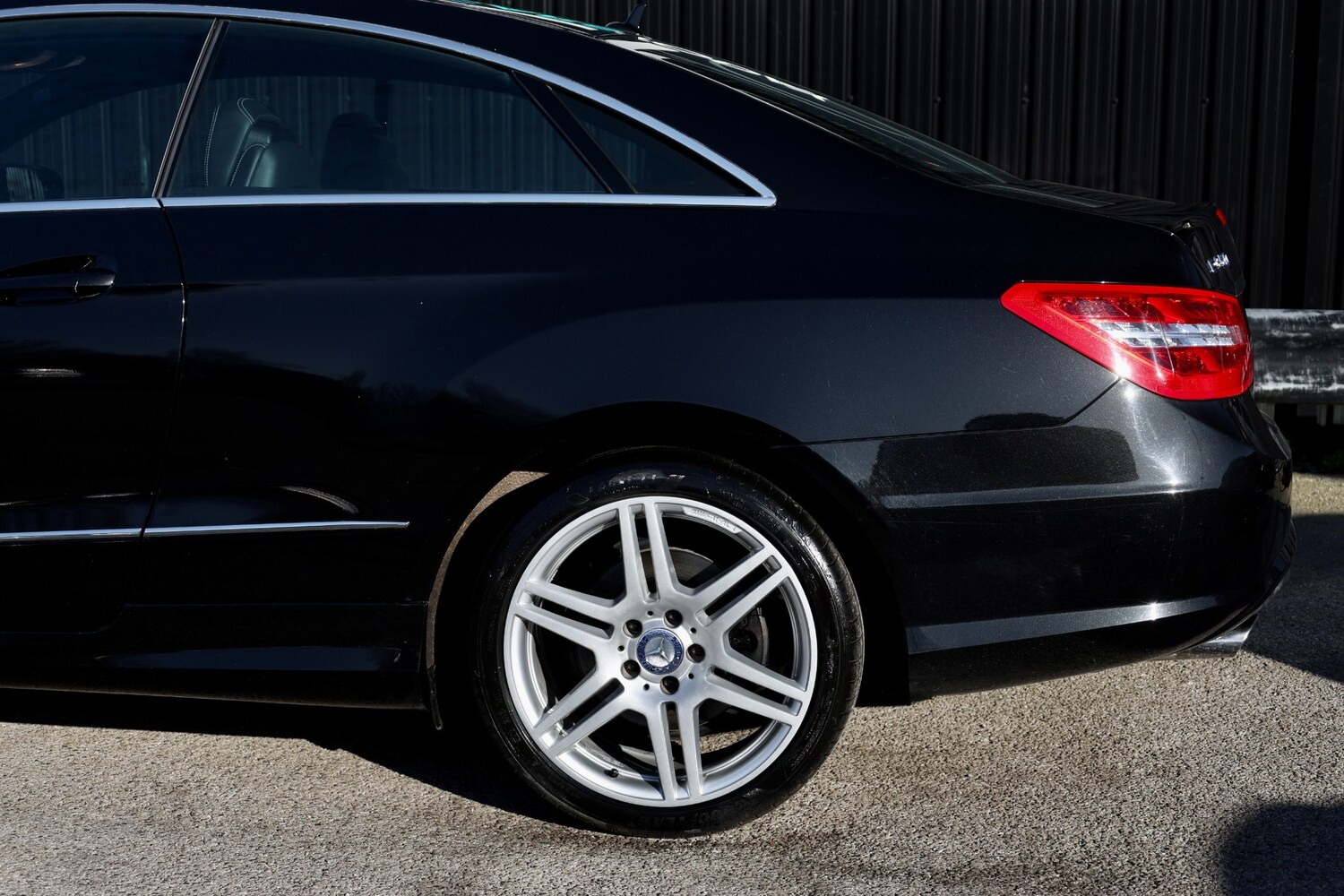 Used Mercedes-Benz E Class 2009 for sale - 77943590: Photo 19