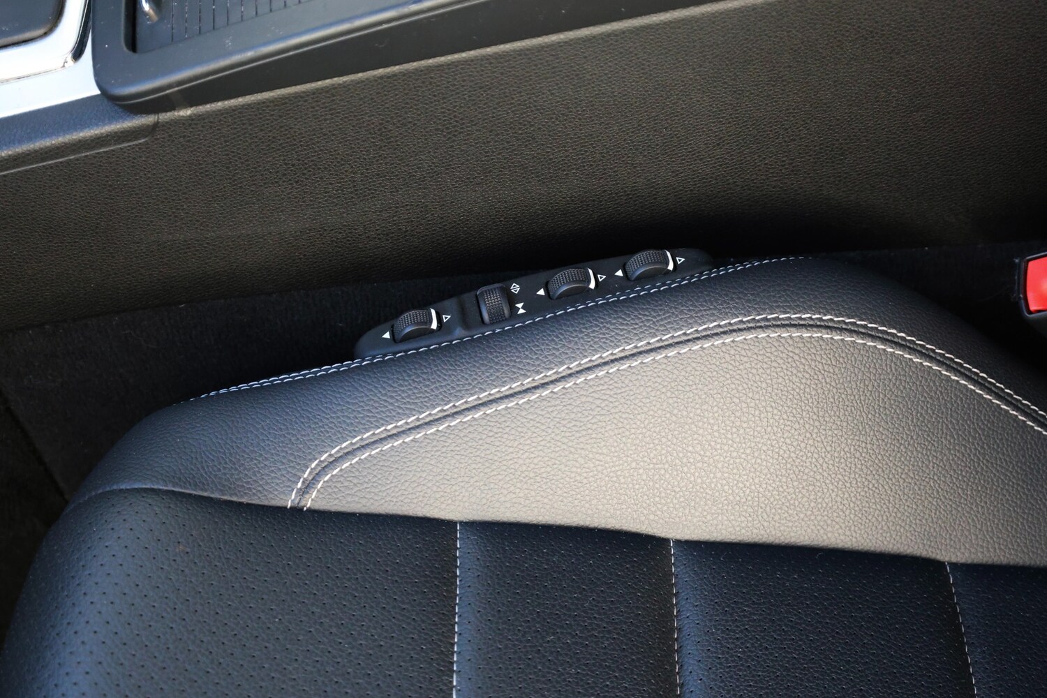 Used Mercedes-Benz E Class 2009 for sale - 77943590: Photo 41