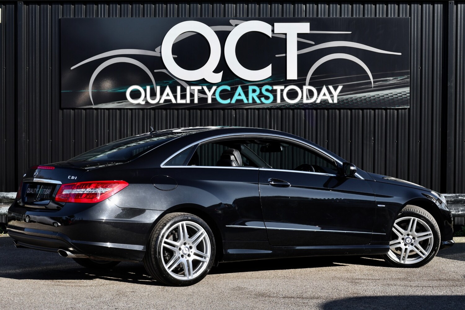 Used Mercedes-Benz E Class 2009 for sale - 77943590: Photo 7