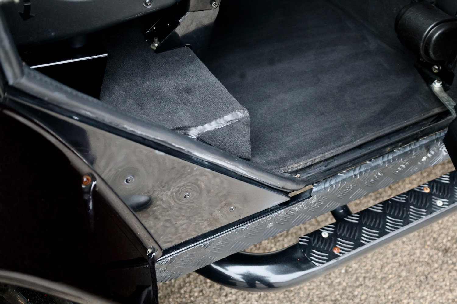 Used Land Rover Defender 2010 for sale - 77445496: Photo 29