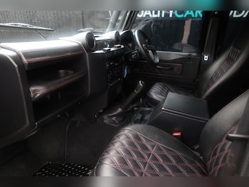 Used Land Rover Defender 2010 for sale - 77445496: Photo