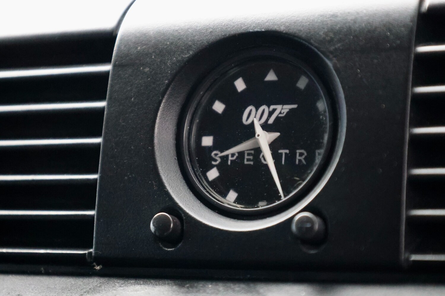 Used Land Rover Defender 2010 for sale - 77445496: Photo 45