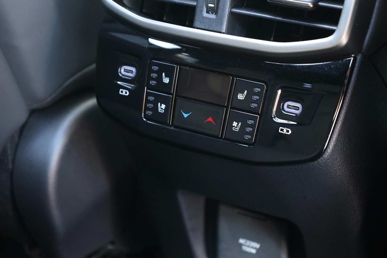 Used Lexus RX 2023 for sale - 76877286: Photo 15