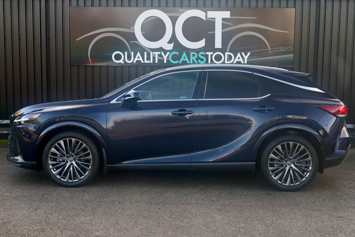 Used Lexus RX 2023 for sale - 76877286: Photo 2