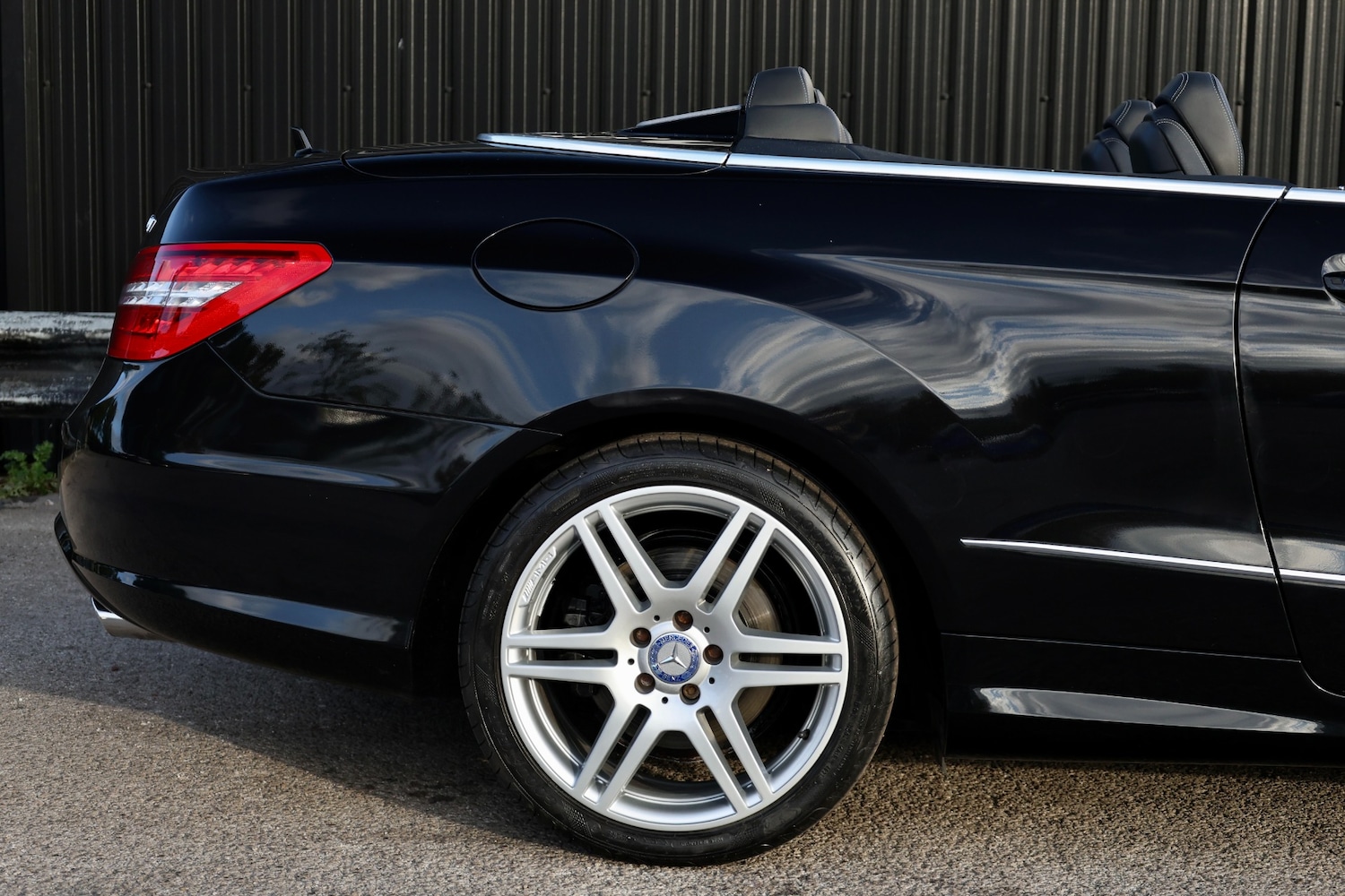 Used Mercedes-Benz E-Class 2011 for sale - 76125435: Photo 14