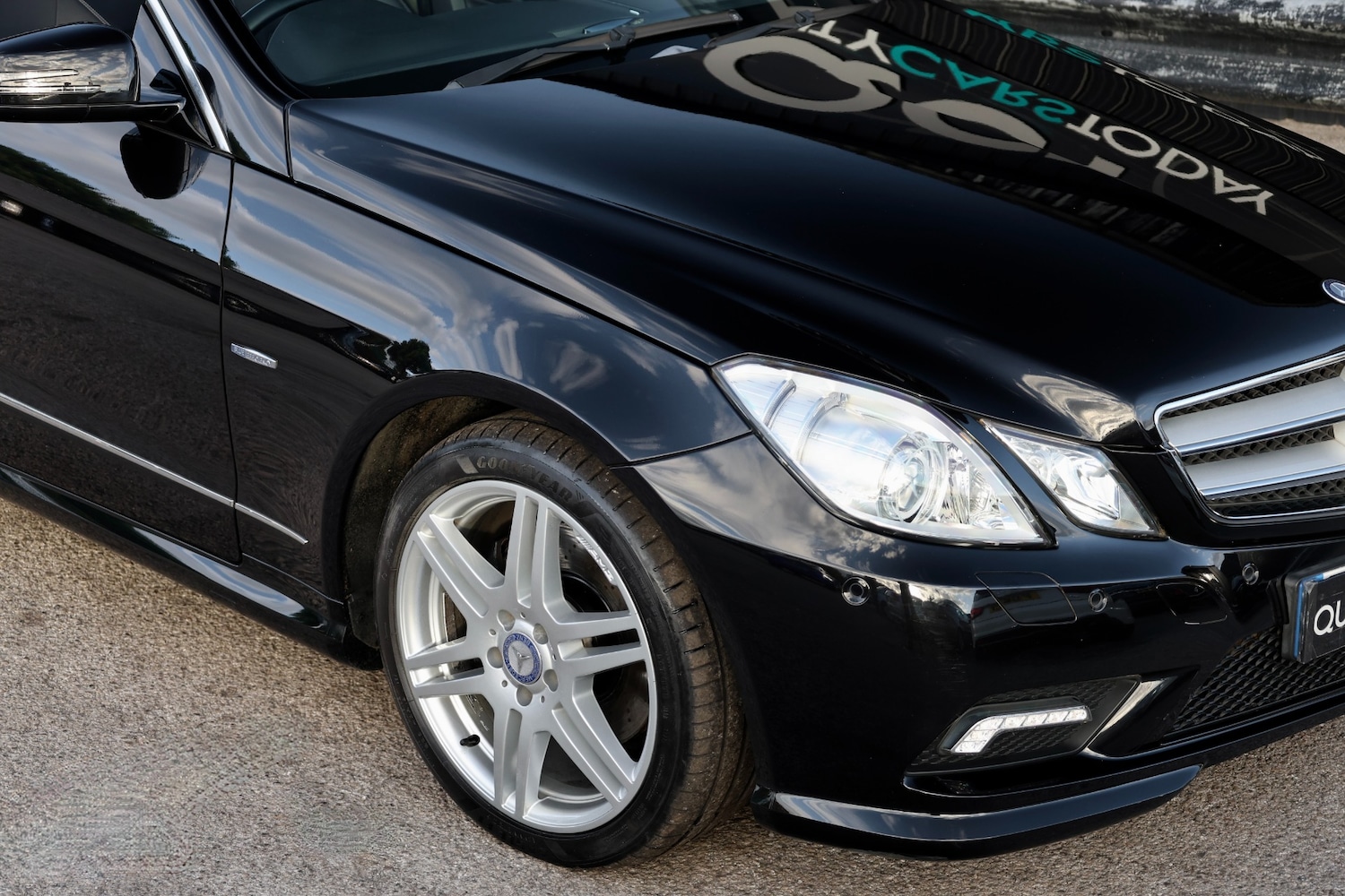 Used Mercedes-Benz E-Class 2011 for sale - 76125435: Photo 15
