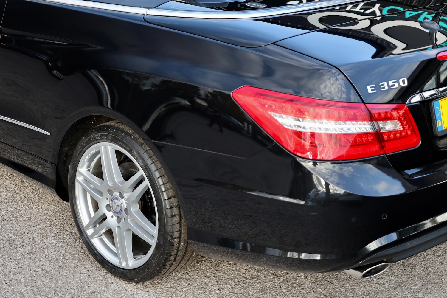 Used Mercedes-Benz E-Class 2011 for sale - 76125435: Photo 28