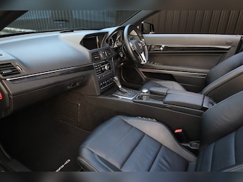 Used Mercedes-Benz E-Class 2011 for sale - 76125435: Photo