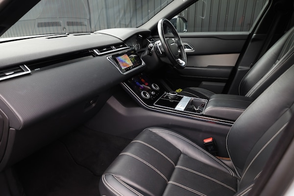 Used Land Rover Range Rover Velar 2018 for sale - 75509971: Photo 3