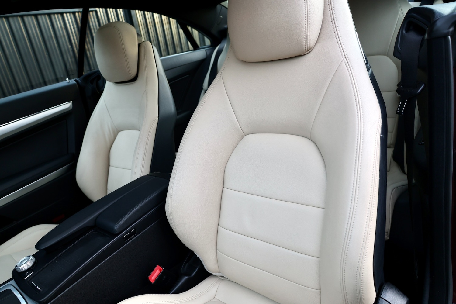 Used Mercedes-Benz E Class 2011 for sale - 77270393: Photo 13