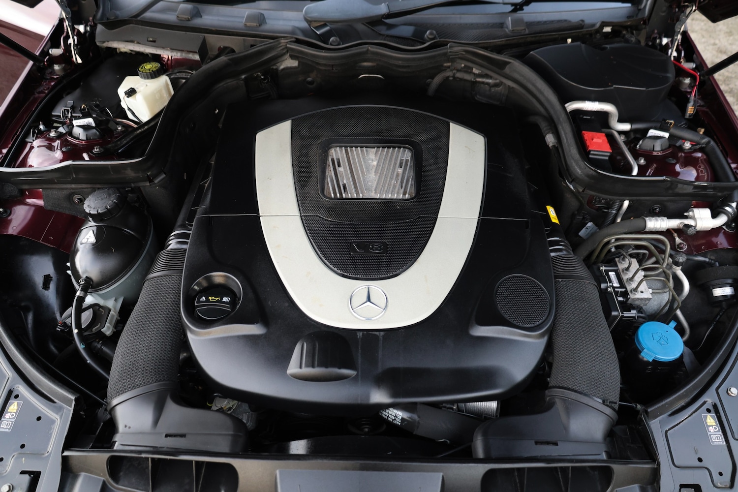 Used Mercedes-Benz E Class 2011 for sale - 77270393: Photo 25