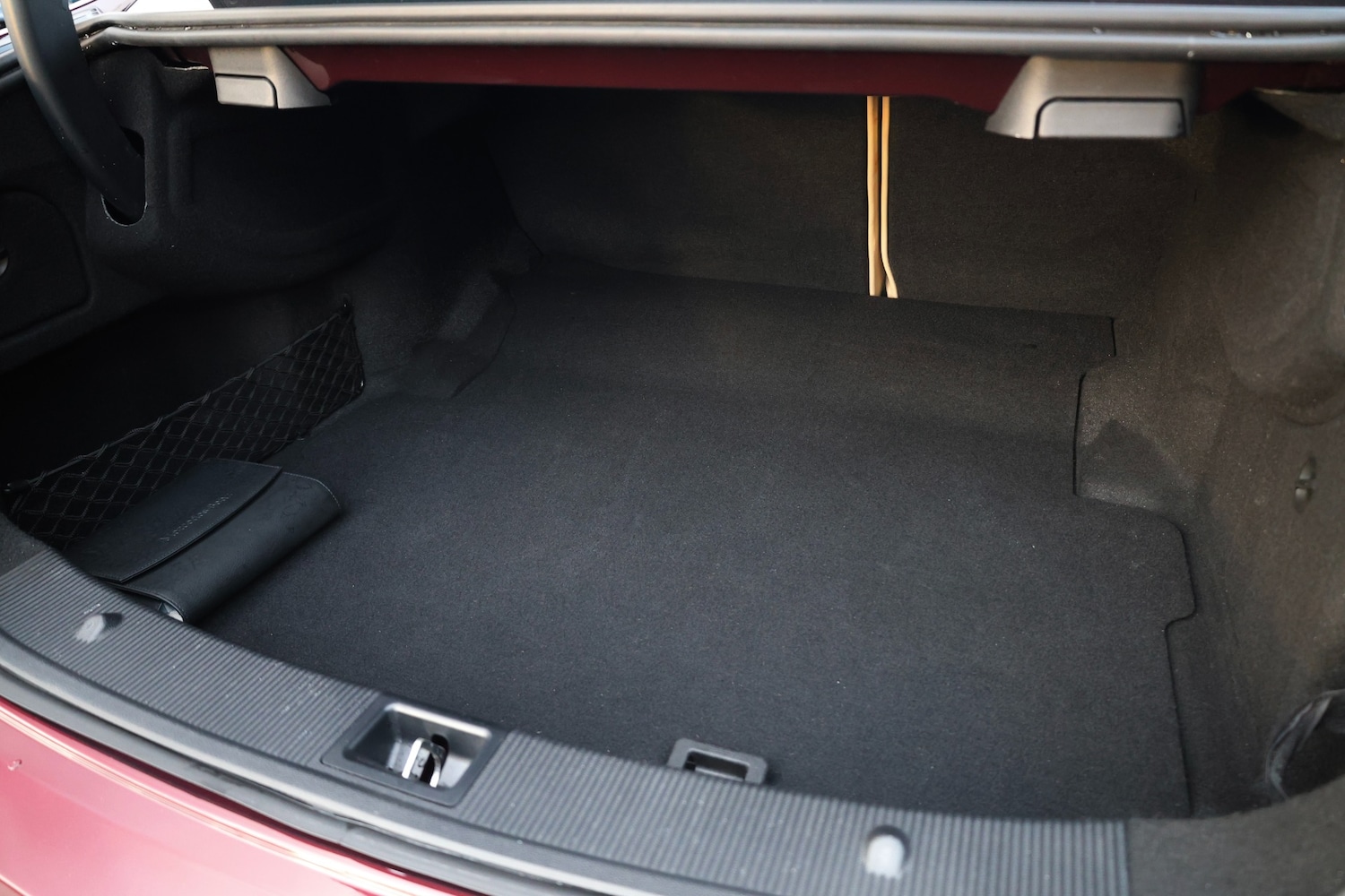 Used Mercedes-Benz E Class 2011 for sale - 77270393: Photo 38