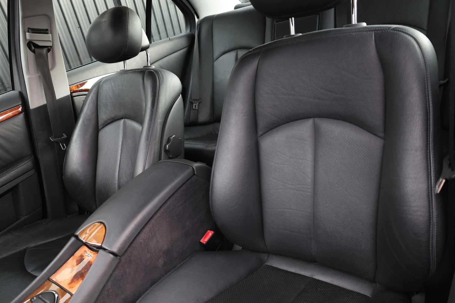 Used Mercedes-Benz E Class 2002 for sale - 77983378: Photo 12