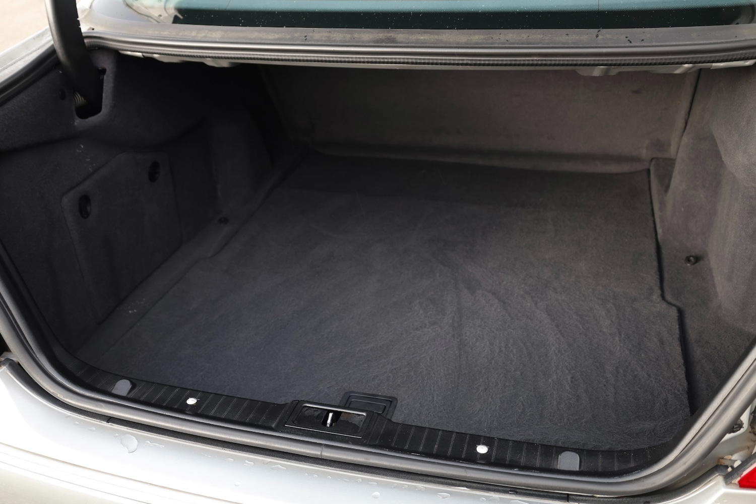 Used Mercedes-Benz E Class 2002 for sale - 77983378: Photo 38