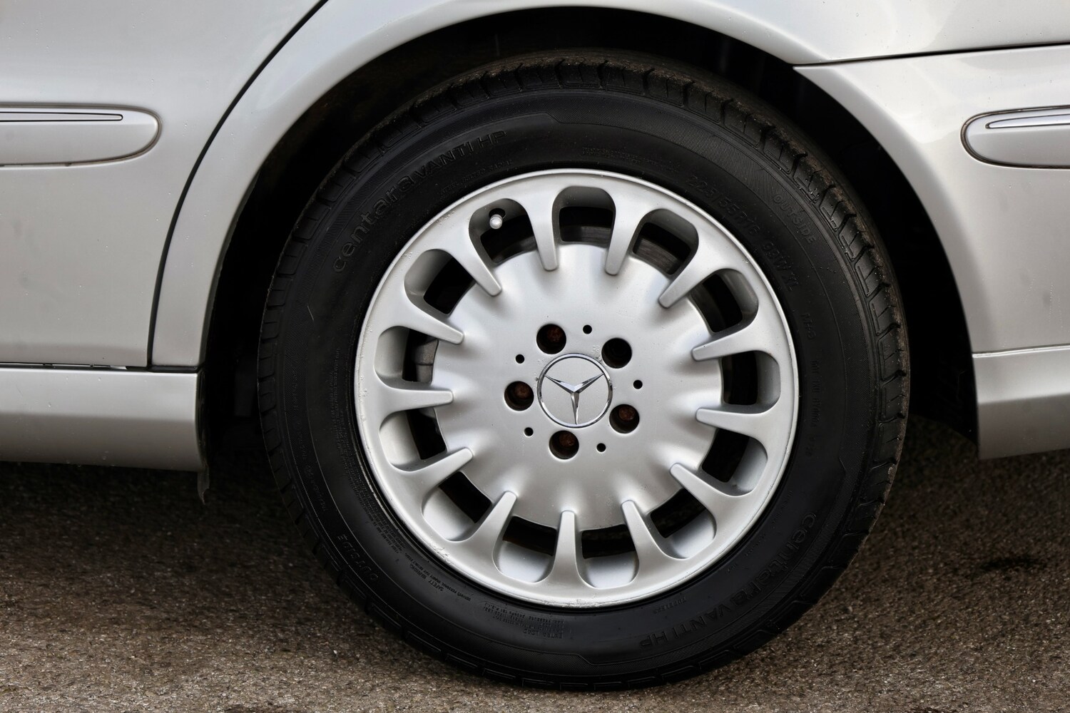 Used Mercedes-Benz E Class 2002 for sale - 77983378: Photo 40