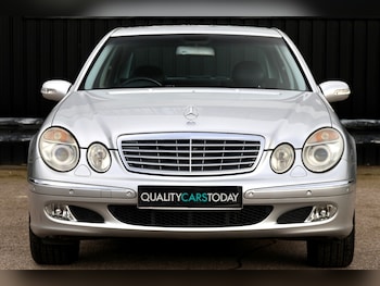 Used Mercedes-Benz E Class 2002 for sale - 77983378: Photo