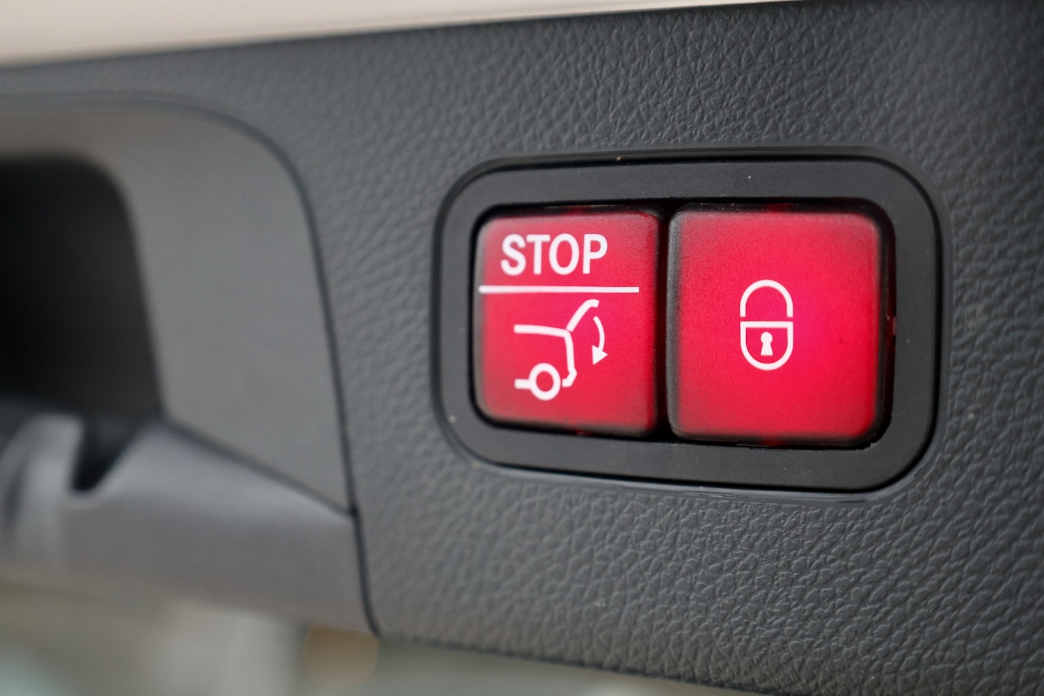 Used Mercedes-Benz GLC 2017 for sale - 76204934: Photo 16